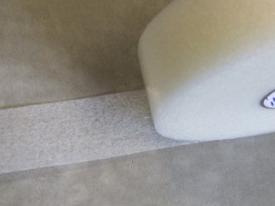 Mousse adhésive en rouleau prédécoupée Mousse adhésive en rouleau prédécoupée